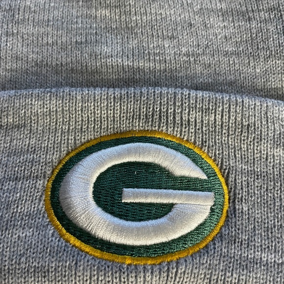 Winter hat - Picture 5 of 5